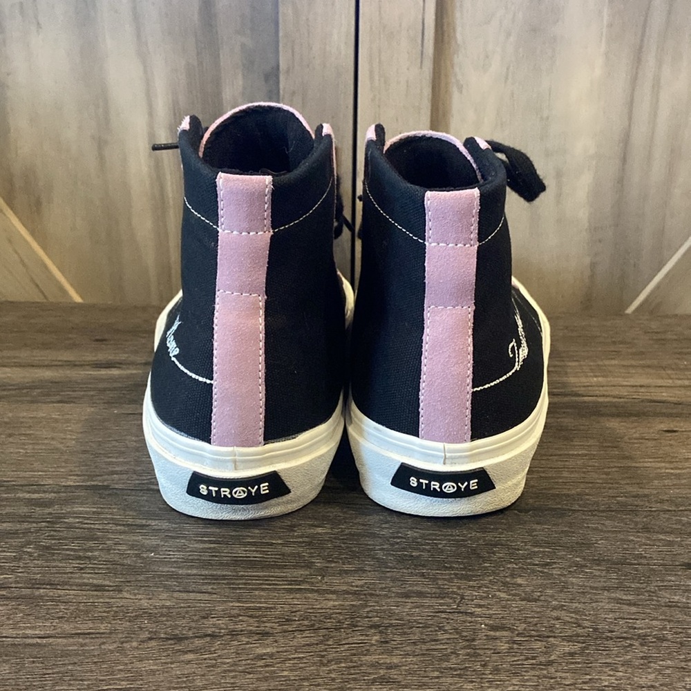 STRAYE Hiland Purple and Black High-Top Sneakers - Picture 4 of 6